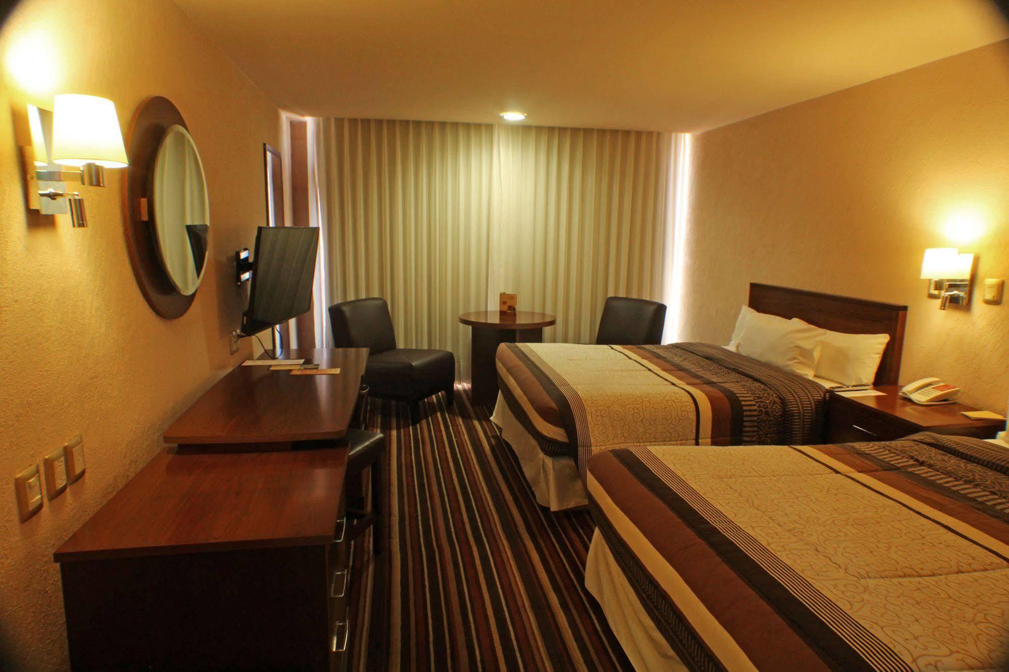 Hotel Real Plaza Aguascalientes Ngoại thất bức ảnh