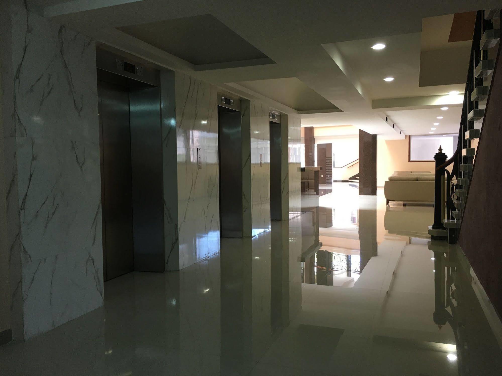 Hotel Real Plaza Aguascalientes Ngoại thất bức ảnh