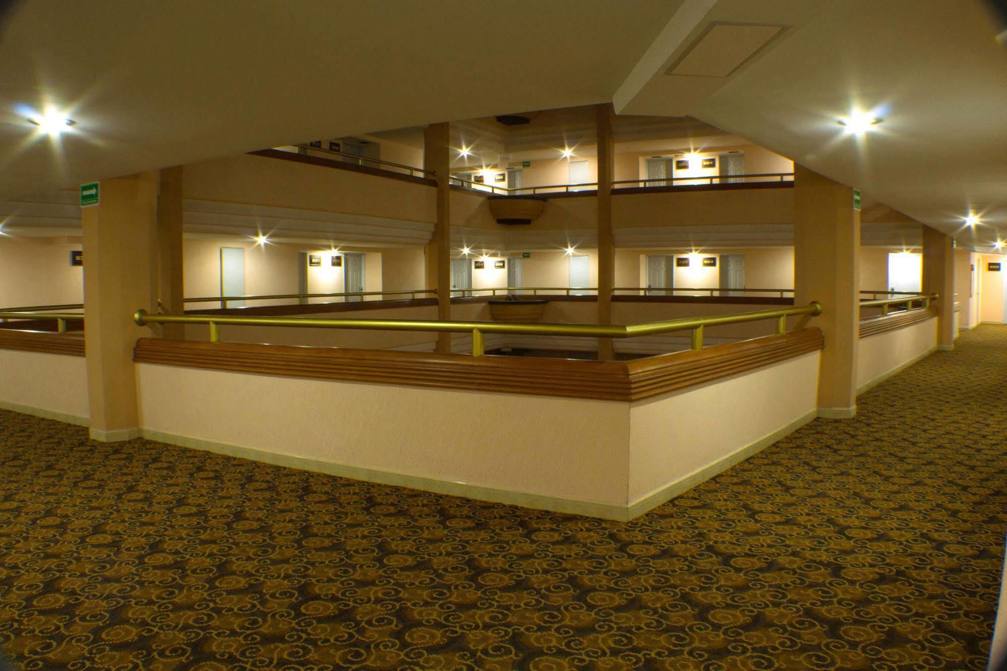 Hotel Real Plaza Aguascalientes Ngoại thất bức ảnh
